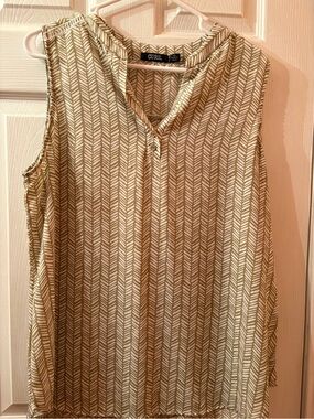CURE Olive Chevron-Print Sleeveless V-Neck Camisole